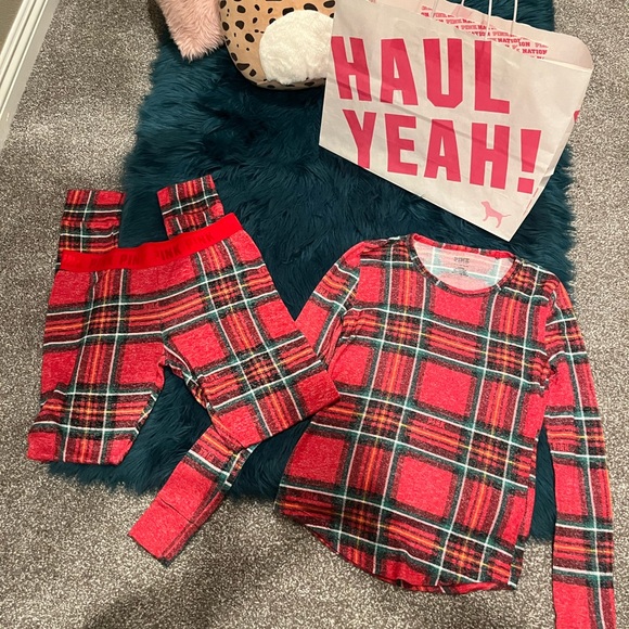 VS pink pajama set! Super soft & comfy size small new with no tags 🏷️ - Picture 13 of 13